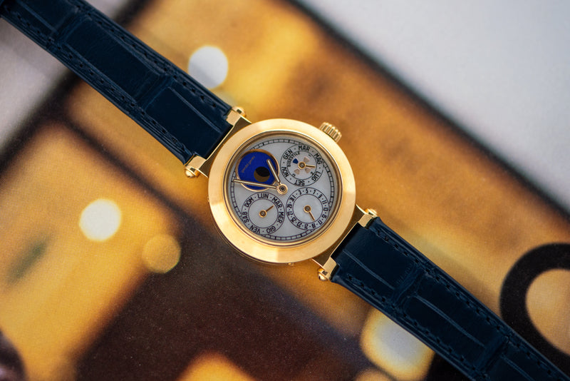 1990s Gérald Genta Gefica Perpetual Calendar 18K yellow gold "Mother of Pearl" with Lapis Dial G3144.7