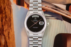 1978 Rolex Oyster Perpetual Day-Date 18k White Onyx Dial 18039